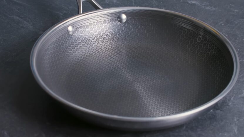 comparing Hexclad and All-Clad cookware