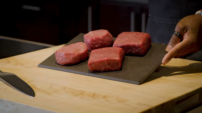 How to Choose the Right Piece of Sirloin Steak Meat
